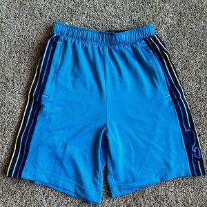 Boys Vineyard Vines (M) Performance Shorts